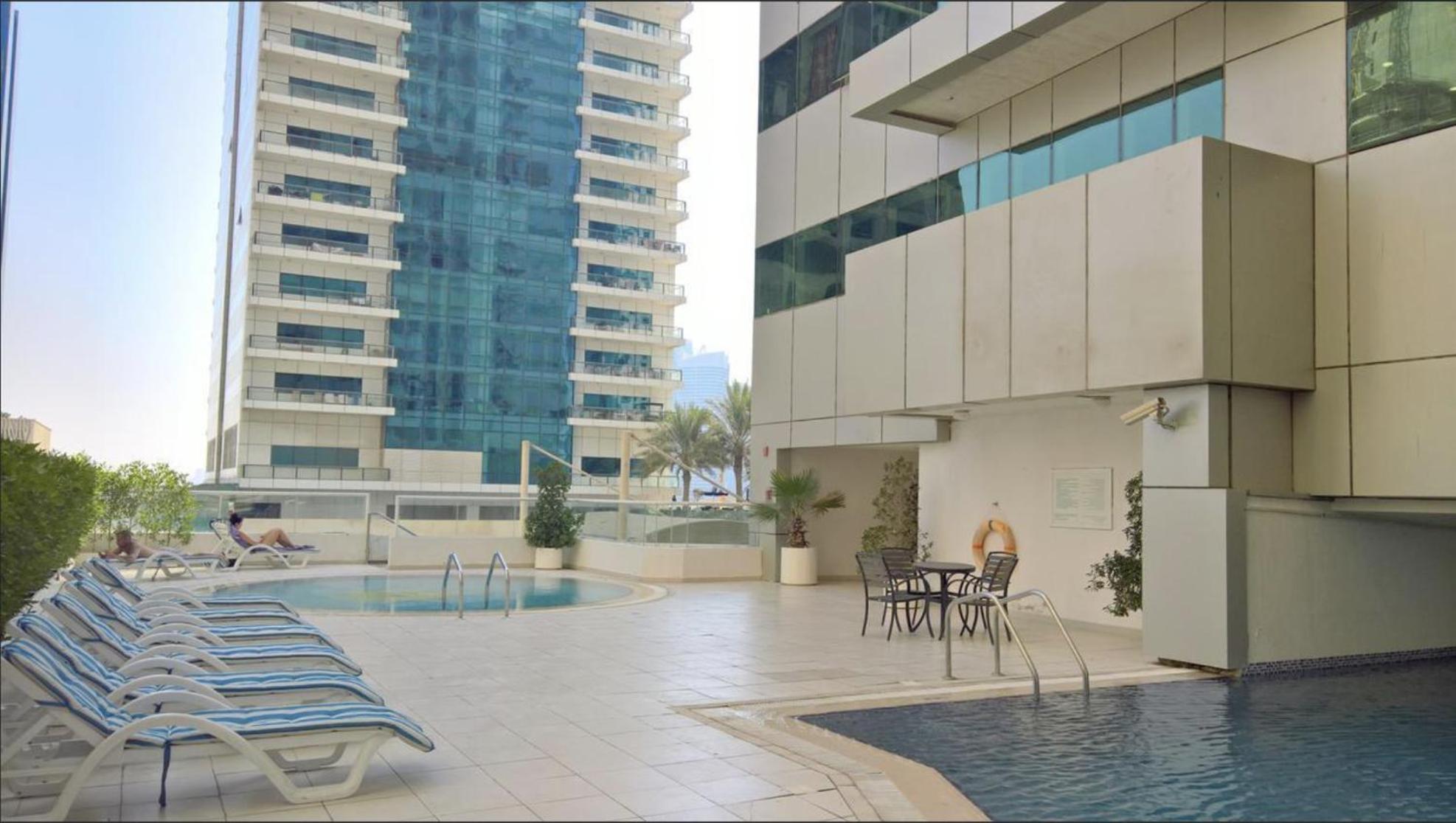 نزل دبيفي Next'House - Skyview Host المظهر الخارجي الصورة